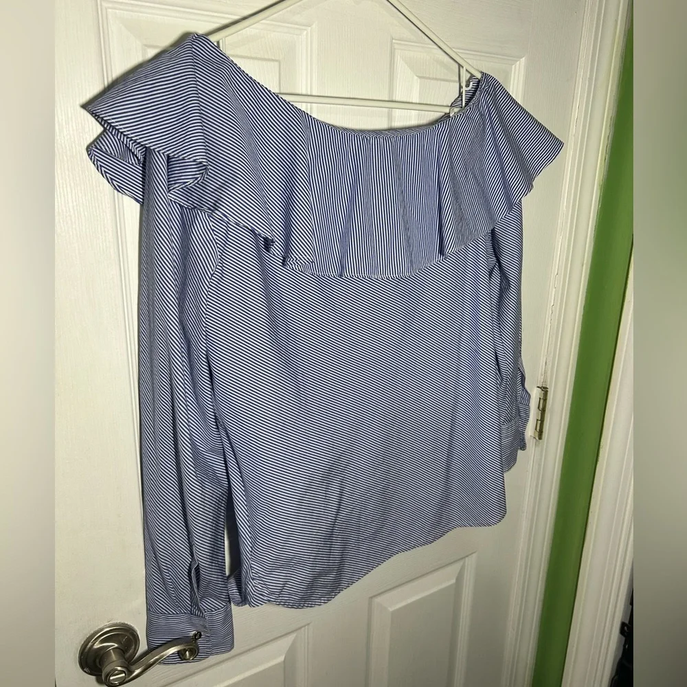 Lauren Ralph Lauren LRL Ruffle Collar Blue Striped Off-Shoulder Top Size 10. - Picture 2 of 12